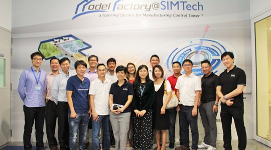 The site visit to the Model Factory provided the EMP participants with more knowledge to experiment with advanced manufacturing technologies and initiate innovative solutions.