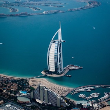 An immersion in Dubai & Abu Dhabi
