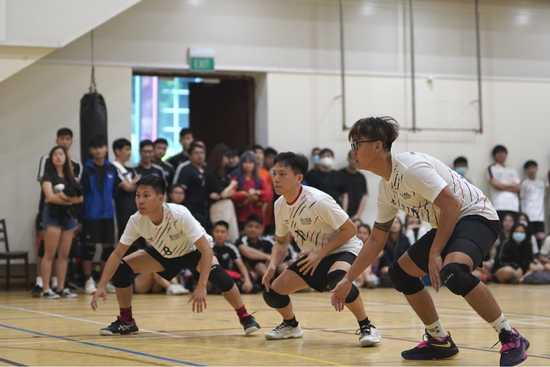 Players from the men’s Tchoukball team staying alert and focused in their competition.