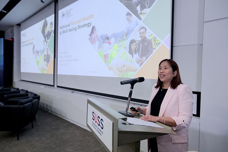 Ms Mavis Seow delivering her Keynote presentation.