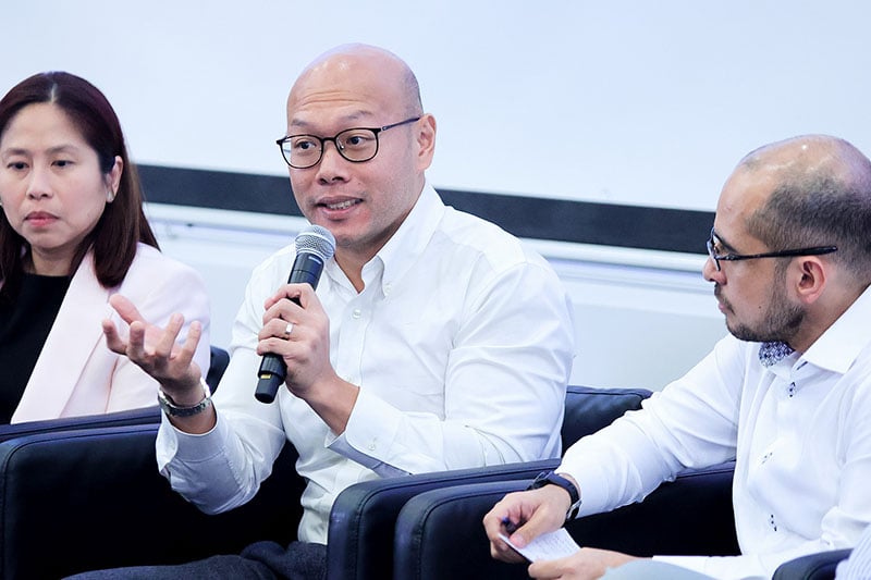 A/Prof Victor Seah speaking during the first panel discussion