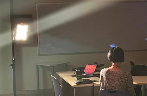 A different view of the key light.