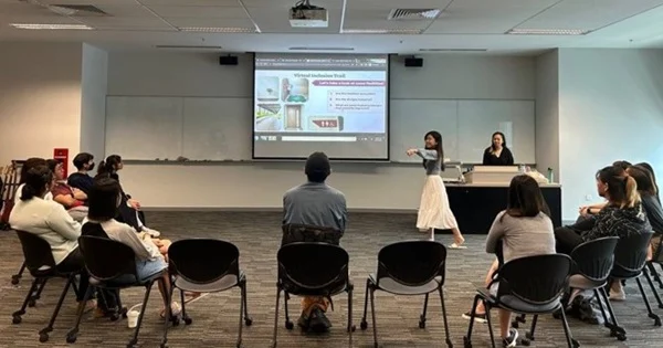 An analysis of the accessibility of SUSS campus infrastructure is being presented by the facilitators.