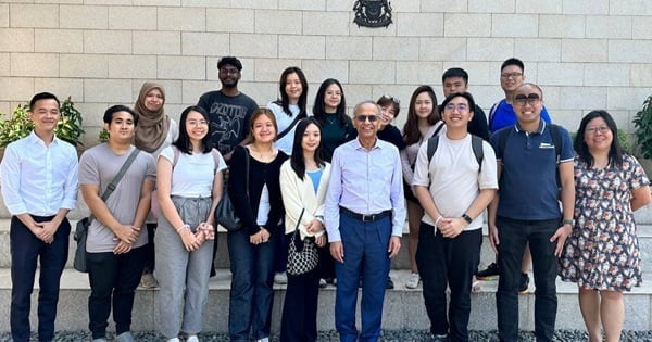 HE Sudesh Maniar, the Singapore Ambassador of Laos, hosting SUSS students