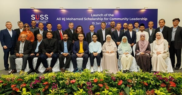 Huge Group Photo_1