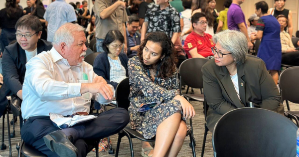 Mr Keith Chua (left), Trustee of the Mrs Lee Choon Guan Trust Fund, at the event.