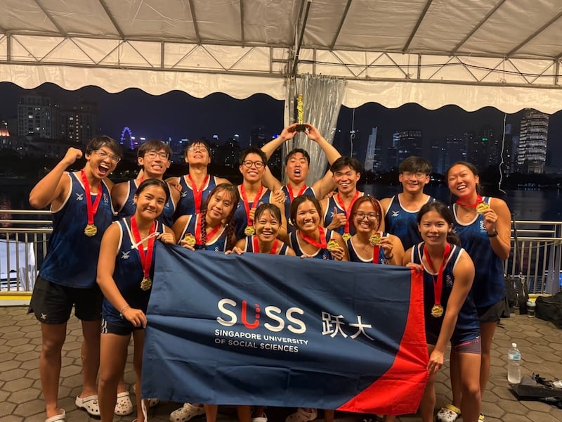 6. Accomplishing moment for the Dragon Boat Team