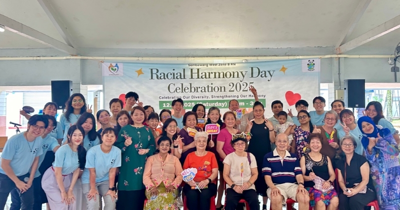 A group photo with the participants and our SUSS ACE members at the Racial Harmony Day event