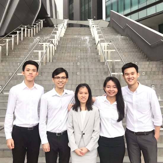 SUSS-Students-Participate-in-WeChat-Live-Broadcast-Outside-China