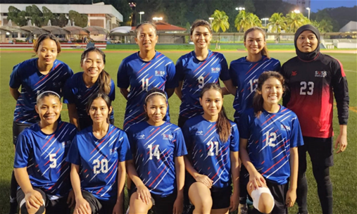 Photo 10 Football W