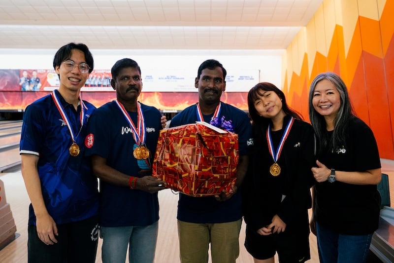 ROH MB Bowling-106 Bowling award prize