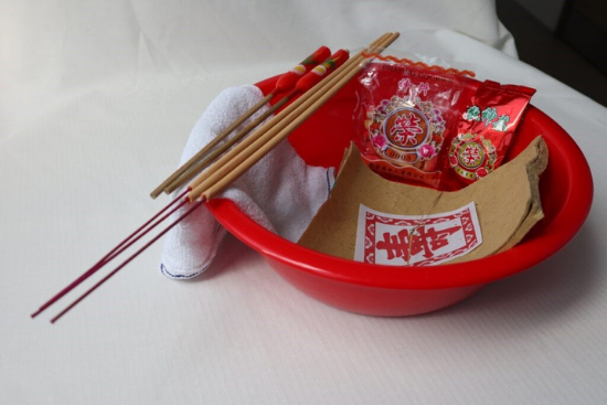 Set of ritual items used in 买水 “buying water” ritual