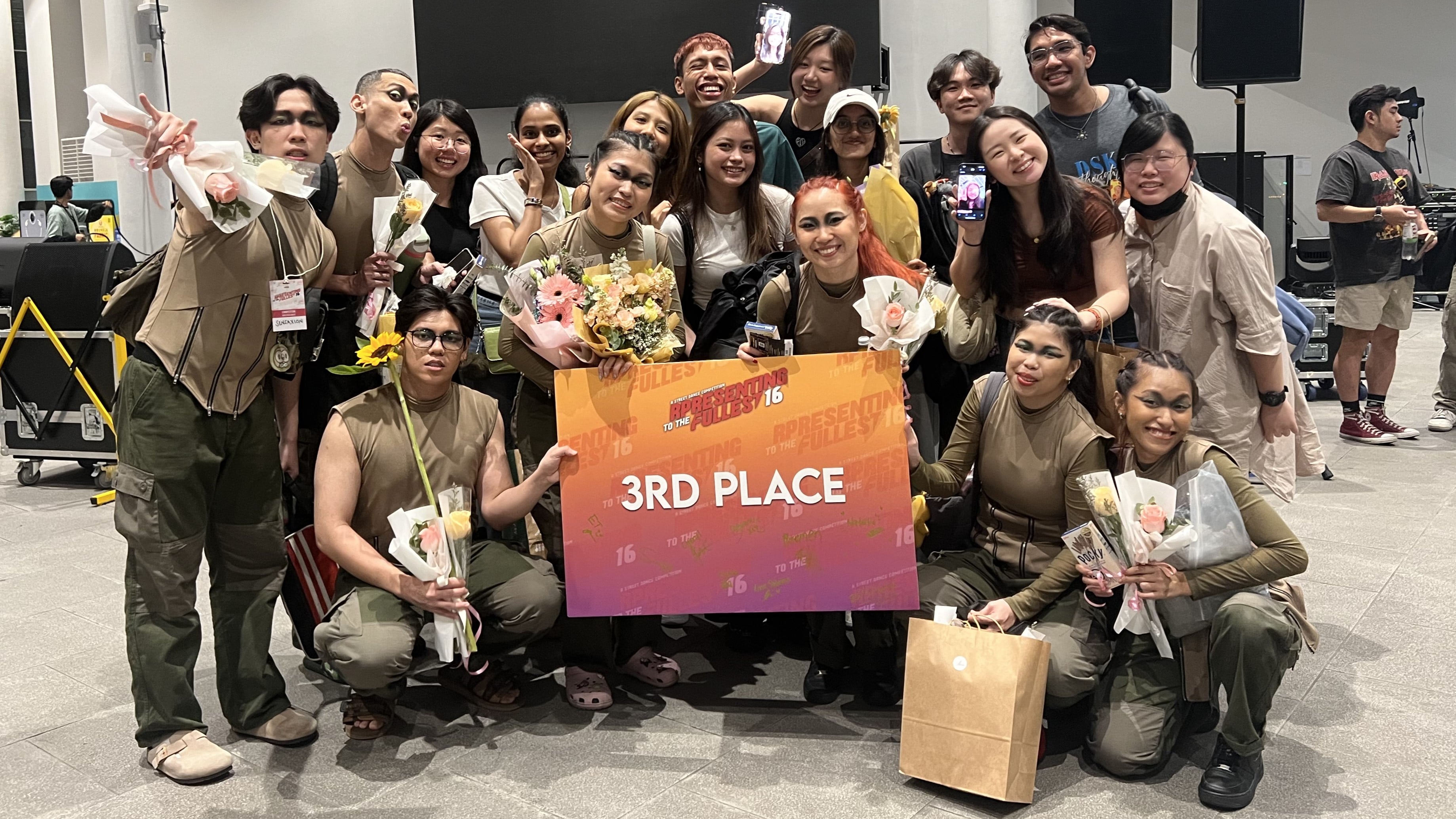 The SUSS Dance(x) SensaXion team beaming with excitement with their milestone achievement at “RPresenting to the Fullest 16” this year