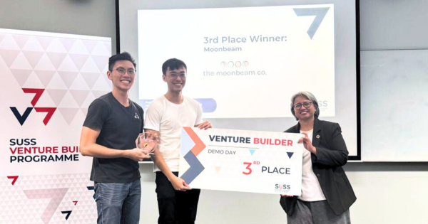 Varden Toh (left), Kong Qi Herng (middle), Founders of The Moonbeam Co., with Suriyani Binte Rahamat (right), Head of Professional Readiness, SUSS’ Student Success Centre.