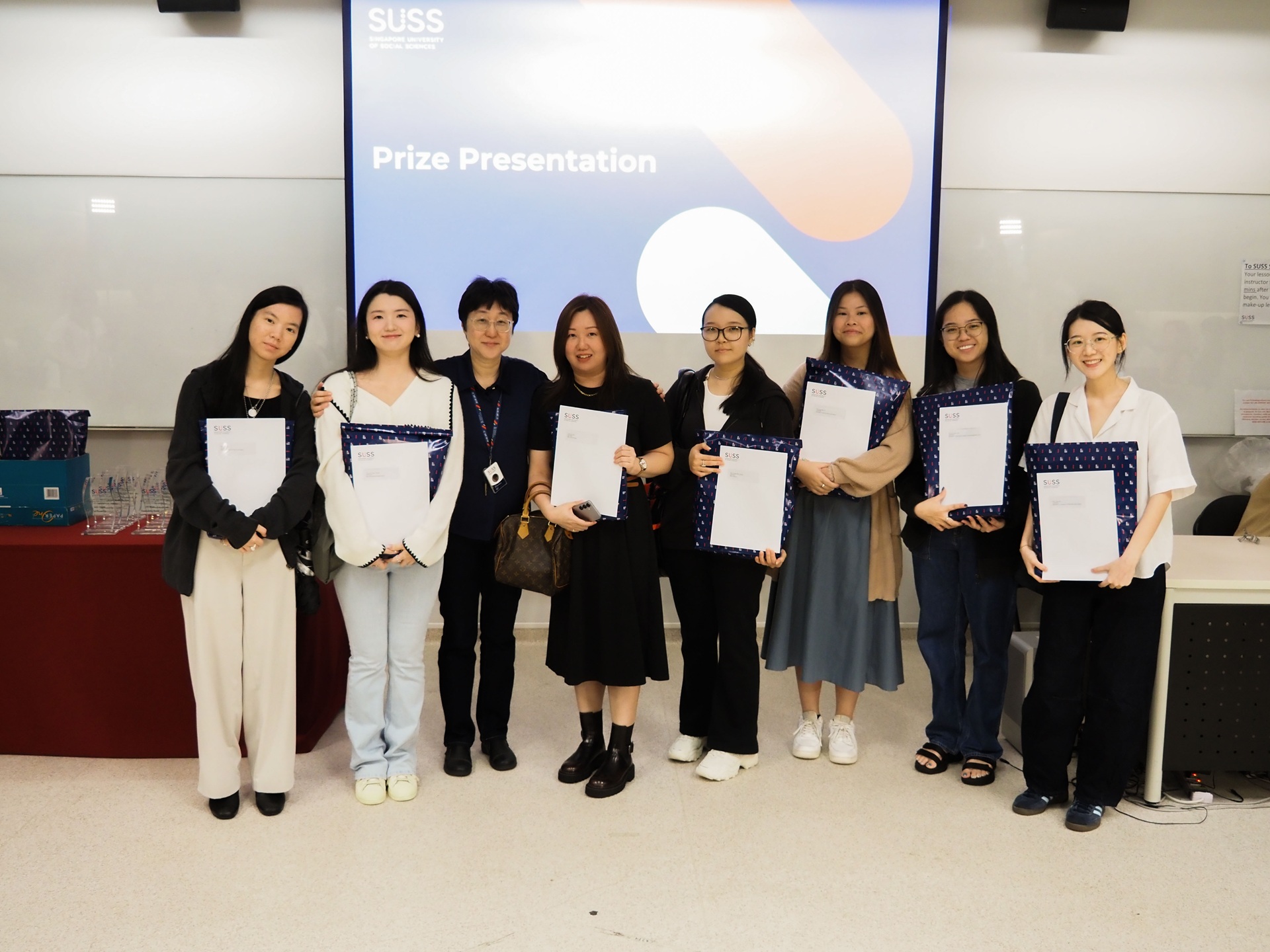 SUSS Prize Winners from Art Education Programme and the faculty member