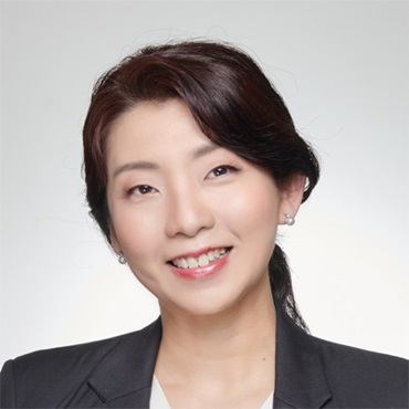 Associate Professor Justina Tan