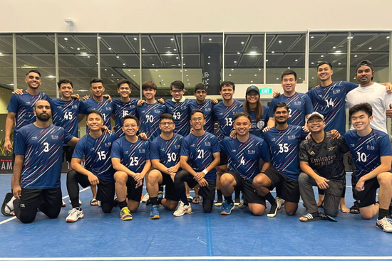 Smiles on the SUSS Floorball Men Team as they had a memorable IVP season!